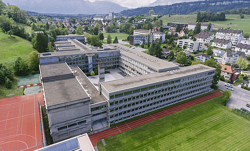 Gymnasium Schillerstraße von oben