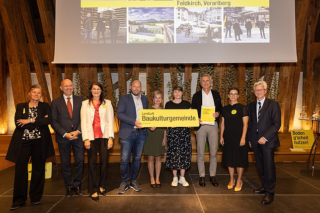 Vertreter der Stadt Feldkirch und der Landluft-Jury bei der Preisübergabe in Wien