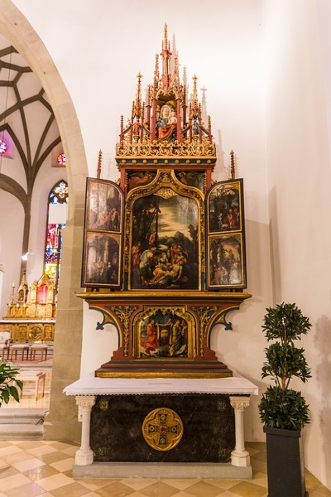 Der Annenaltar im Dom St. Nikolaus